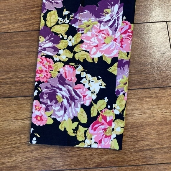 Halogen Taylor Fit floral capri - Picture 5 of 9